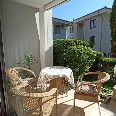 Appartamento Апартаменты С Террасой Камбани Sveti Vlas