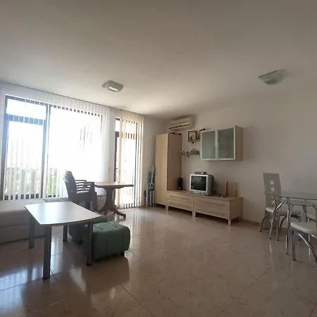 Апартаменты С Террасой Камбани Apartment Sweti Wlas